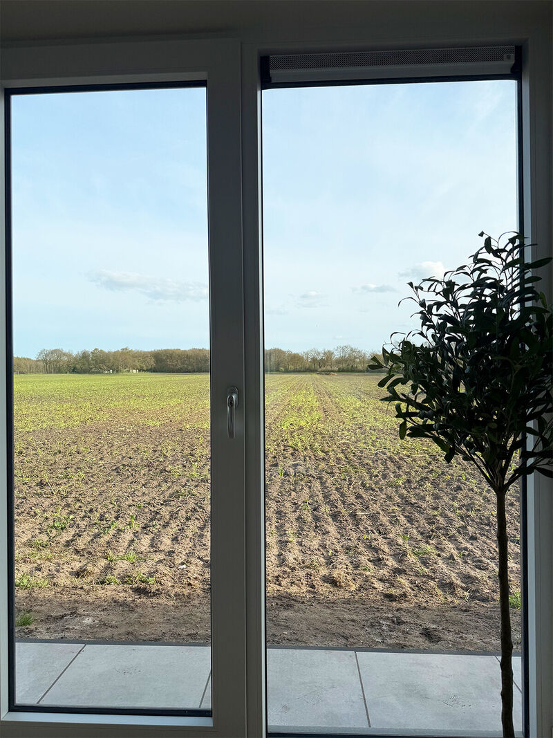 doorkijkje-buiten-velden
